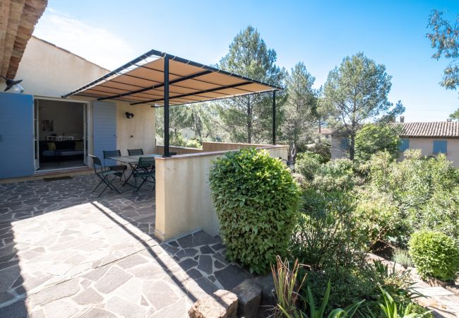 Maison mitoyenne à La Motte - MAISON DE HAMEAU 3 CHAMBRES AVEC JARDIN (N°408) Maison mitoyenne à La Motte - MAISON DE HAMEAU 3 CHAMBRES AVEC JARDIN (N°408)