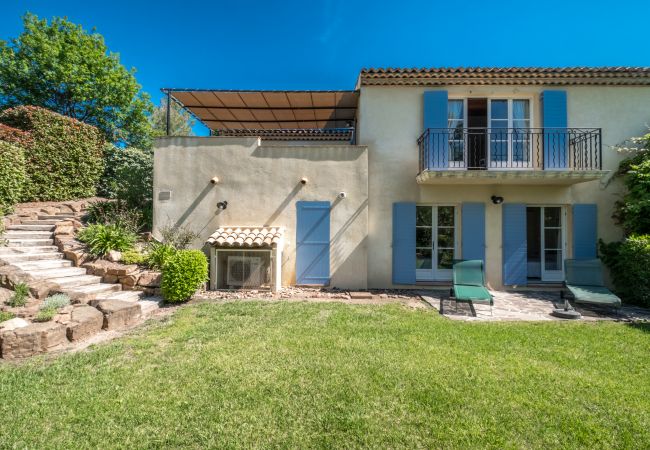 Maison mitoyenne à La Motte - MAISON DE HAMEAU 3 CHAMBRES AVEC JARDIN (N°408) Maison mitoyenne à La Motte - MAISON DE HAMEAU 3 CHAMBRES AVEC JARDIN (N°408)