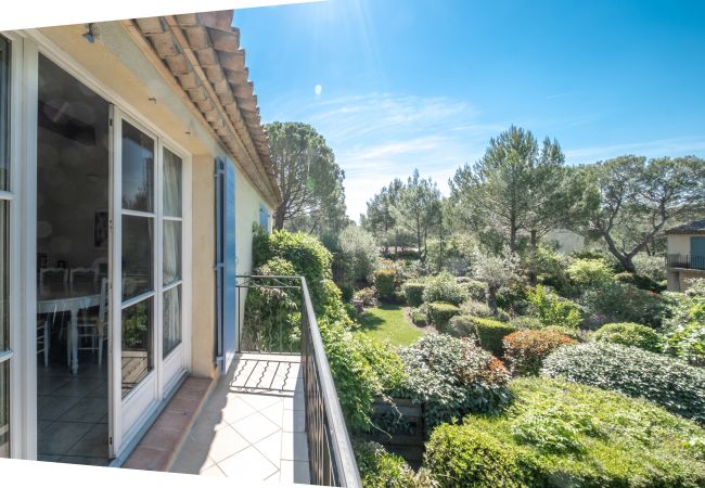 Maison mitoyenne à La Motte - MAISON DE HAMEAU 3 CHAMBRES AVEC JARDIN (N°408) Maison mitoyenne à La Motte - MAISON DE HAMEAU 3 CHAMBRES AVEC JARDIN (N°408)