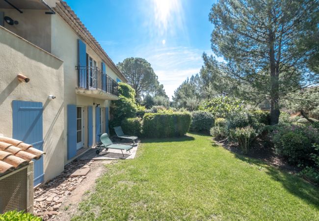 Maison mitoyenne à La Motte - MAISON DE HAMEAU 3 CHAMBRES AVEC JARDIN (N°408) Maison mitoyenne à La Motte - MAISON DE HAMEAU 3 CHAMBRES AVEC JARDIN (N°408)