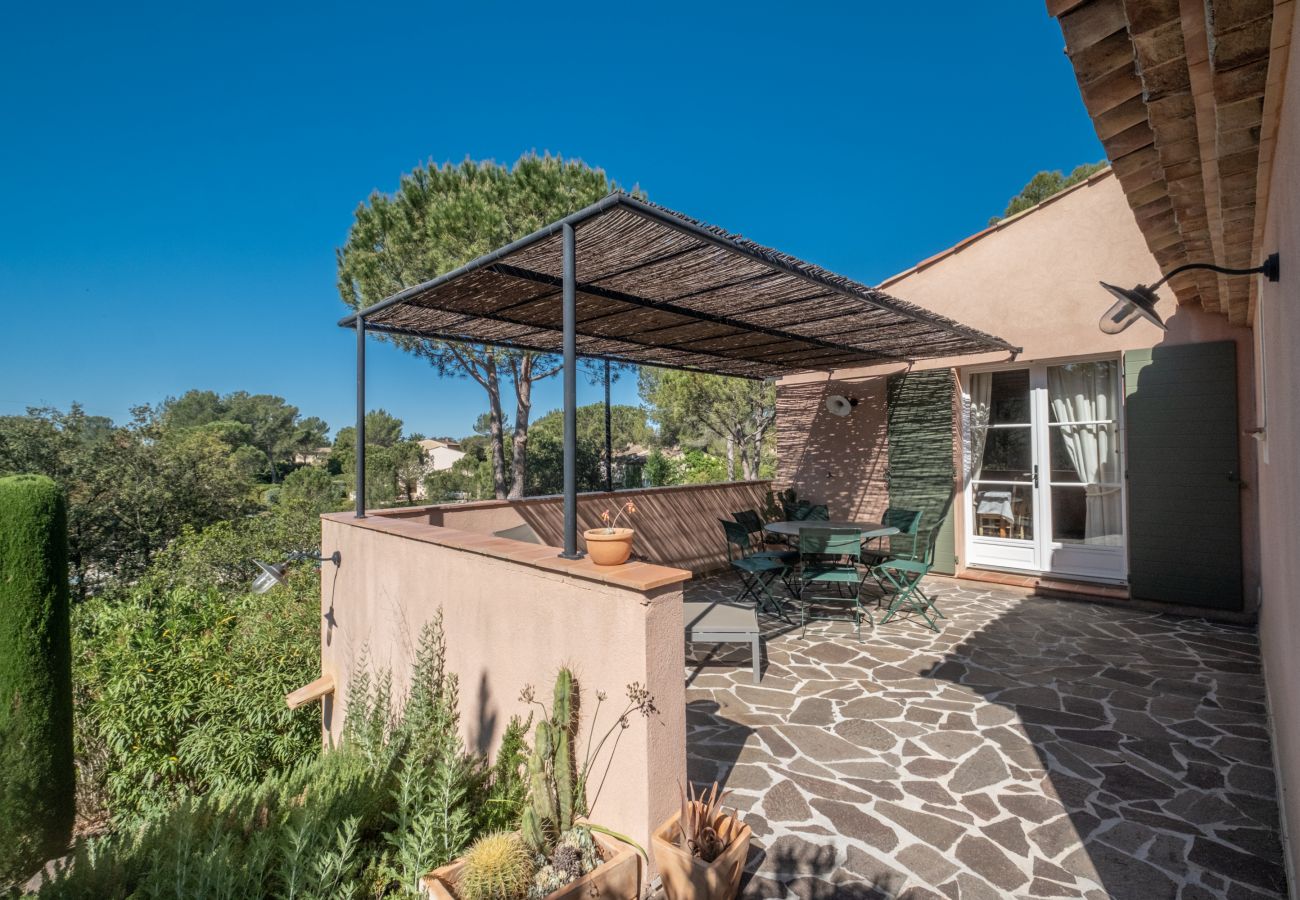 Maison mitoyenne à La Motte - MAISON DE HAMEAU 3 CHAMBRES AVEC JARDIN (N°411)