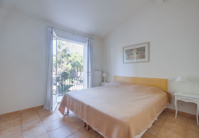 Maison mitoyenne à La Motte - MAISON DE HAMEAU 3 CHAMBRES AVEC JARDIN (N°418) Maison mitoyenne à La Motte - MAISON DE HAMEAU 3 CHAMBRES AVEC JARDIN (N°418)