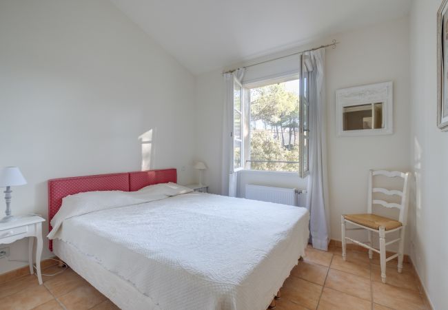 Maison mitoyenne à La Motte - MAISON DE HAMEAU 3 CHAMBRES AVEC JARDIN (N°418) Maison mitoyenne à La Motte - MAISON DE HAMEAU 3 CHAMBRES AVEC JARDIN (N°418)