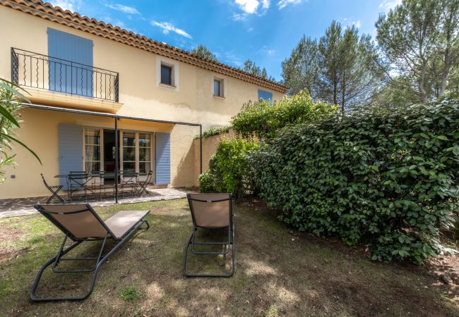 Maison mitoyenne à La Motte - MAISON DE HAMEAU 3 CHAMBRES AVEC JARDIN (N°418) Maison mitoyenne à La Motte - MAISON DE HAMEAU 3 CHAMBRES AVEC JARDIN (N°418)