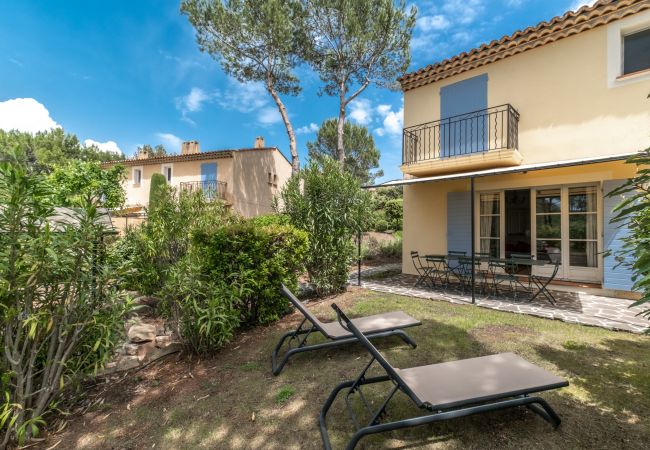 Maison mitoyenne à La Motte - MAISON DE HAMEAU 3 CHAMBRES AVEC JARDIN (N°418) Maison mitoyenne à La Motte - MAISON DE HAMEAU 3 CHAMBRES AVEC JARDIN (N°418)