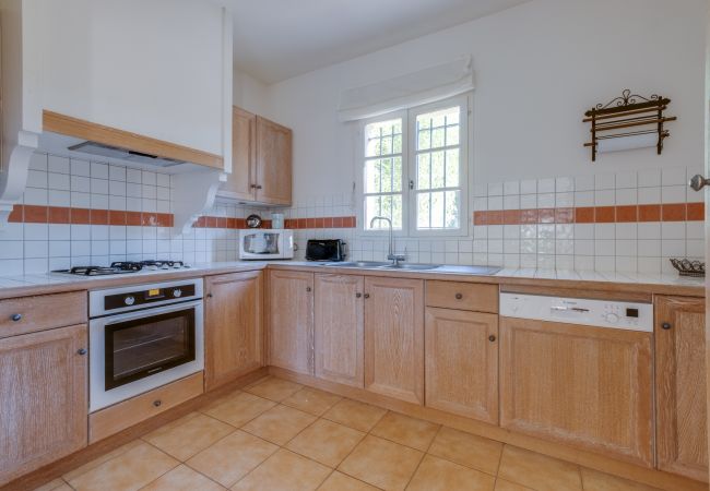 Maison mitoyenne à La Motte - MAISON DE HAMEAU 3 CHAMBRES AVEC JARDIN (N°419) Maison mitoyenne à La Motte - MAISON DE HAMEAU 3 CHAMBRES AVEC JARDIN (N°419)