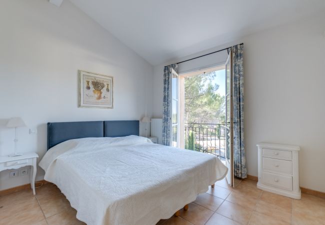 Maison mitoyenne à La Motte - MAISON DE HAMEAU 3 CHAMBRES AVEC JARDIN (N°419) Maison mitoyenne à La Motte - MAISON DE HAMEAU 3 CHAMBRES AVEC JARDIN (N°419)