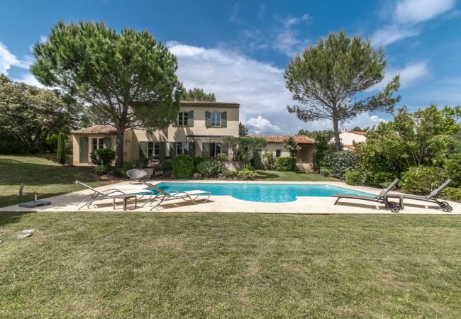Villa à La Motte - VILLA 4 CHAMBRES AVEC PISCINE PRIVEE ET JARDIN (N°446) Villa à La Motte - VILLA 4 CHAMBRES AVEC PISCINE PRIVEE ET JARDIN (N°446)