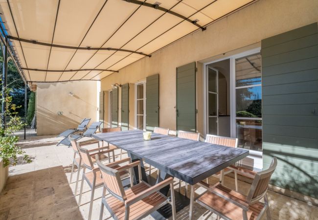 Villa à La Motte - VILLA 4 CHAMBRES AVEC PISCINE PRIVEE ET JARDIN (N°446) Villa à La Motte - VILLA 4 CHAMBRES AVEC PISCINE PRIVEE ET JARDIN (N°446)