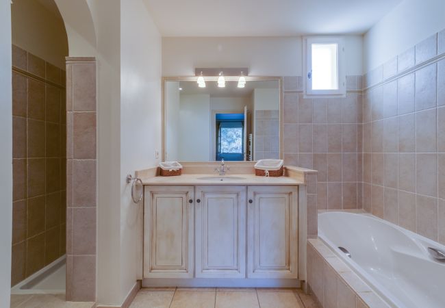 Maison mitoyenne à La Motte - MAISON DU HAMEAU 2 CHAMBRES AVEC JARDIN (N°502) Maison mitoyenne à La Motte - MAISON DU HAMEAU 2 CHAMBRES AVEC JARDIN (N°502)