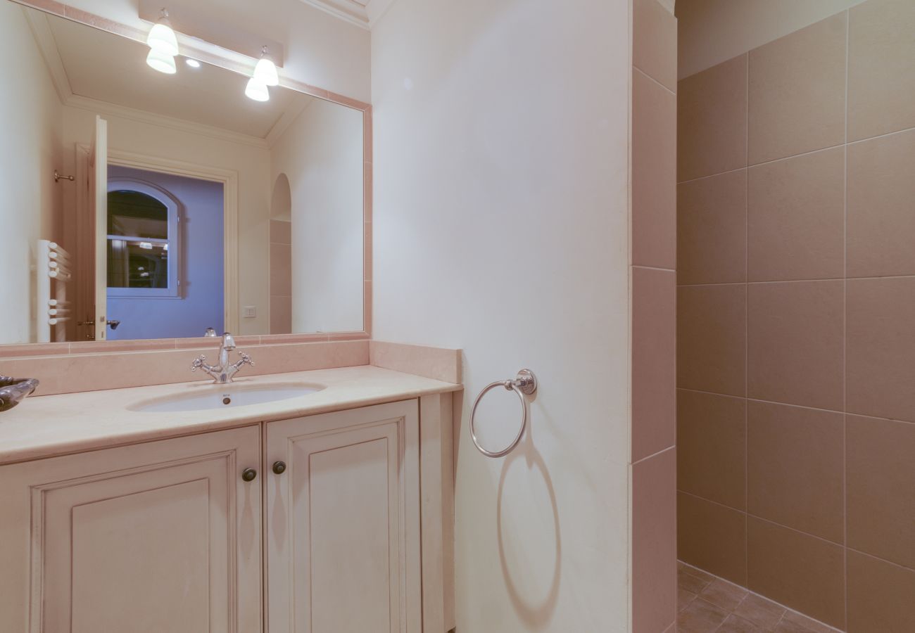 Appartement à La Motte - APPARTEMENT 2 CHAMBRES AVEC TERRASSE (N°523) Appartement à La Motte - APPARTEMENT 2 CHAMBRES AVEC TERRASSE (N°523)