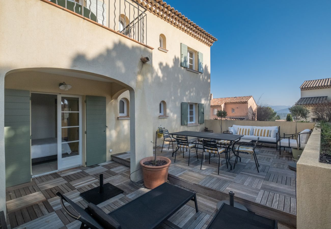Appartement à La Motte - APPARTEMENT 2 CHAMBRES AVEC GRANDE TERRASSE (N°558) Appartement à La Motte - APPARTEMENT 2 CHAMBRES AVEC GRANDE TERRASSE (N°558)
