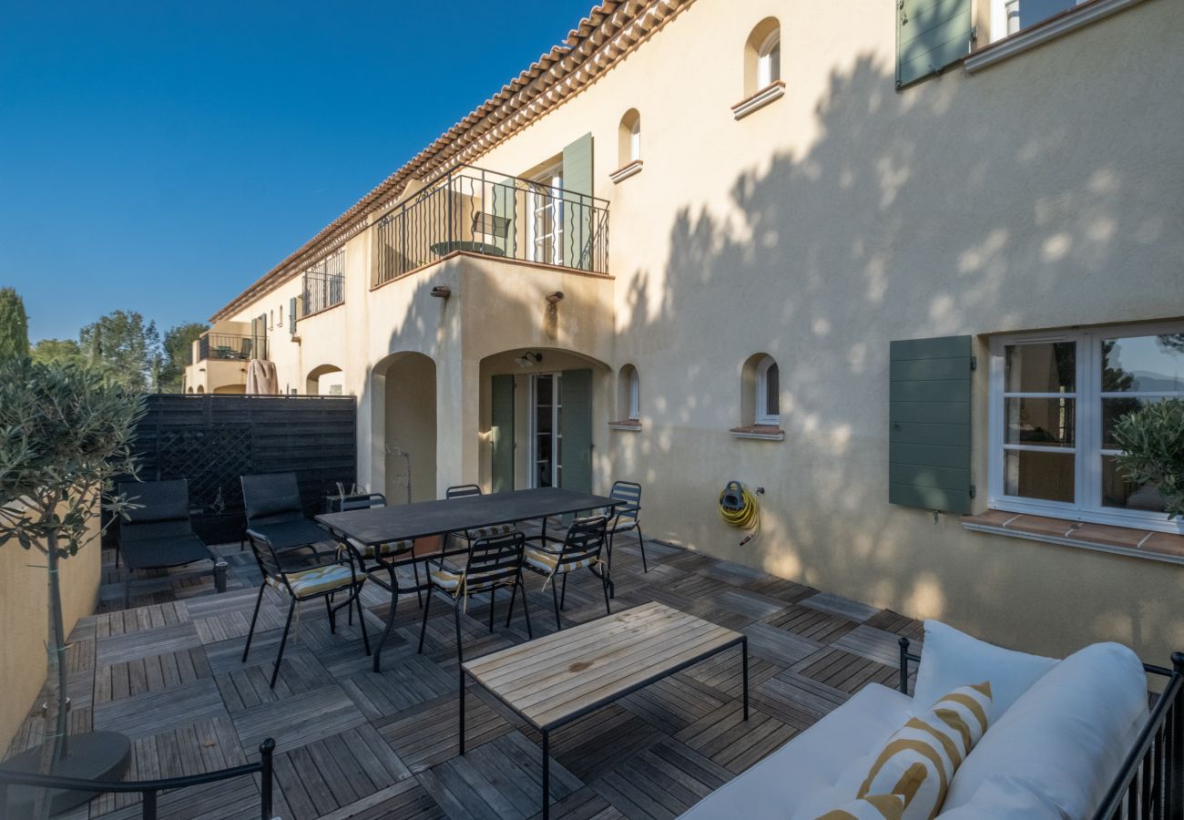 Appartement à La Motte - APPARTEMENT 2 CHAMBRES AVEC GRANDE TERRASSE (N°558) Appartement à La Motte - APPARTEMENT 2 CHAMBRES AVEC GRANDE TERRASSE (N°558)