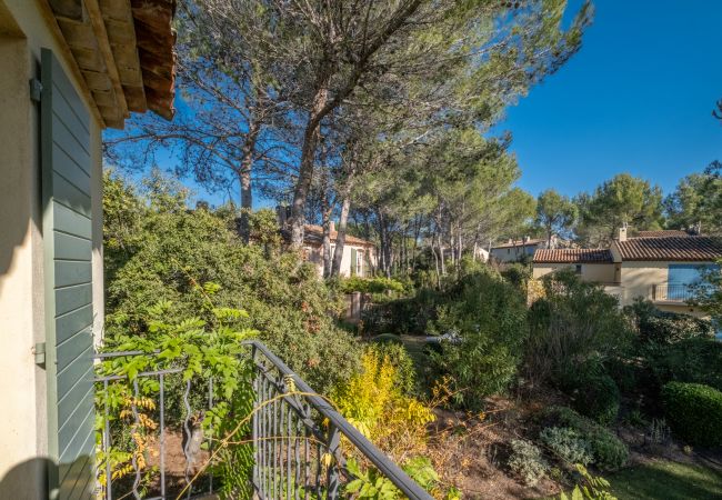 Maison mitoyenne à La Motte - MAISON DE HAMEAU 2 CHAMBRES AVEC JARDIN (N°427) Maison mitoyenne à La Motte - MAISON DE HAMEAU 2 CHAMBRES AVEC JARDIN (N°427)