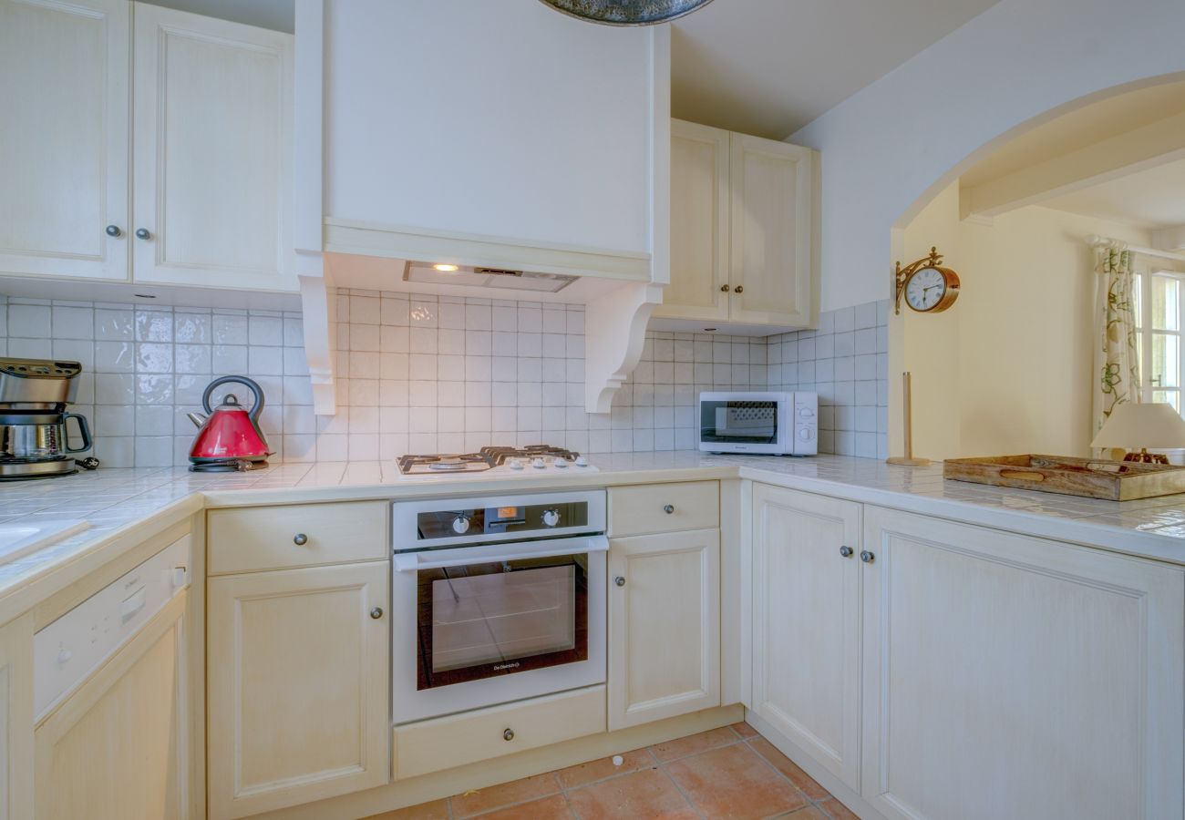 Maison mitoyenne à La Motte - MAISON DE HAMEAU 2 CHAMBRES AVEC JARDIN (N°427) Maison mitoyenne à La Motte - MAISON DE HAMEAU 2 CHAMBRES AVEC JARDIN (N°427)