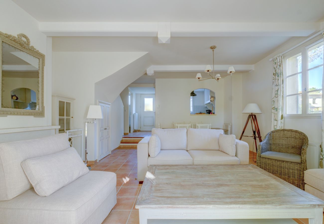 Maison mitoyenne à La Motte - MAISON DE HAMEAU 2 CHAMBRES AVEC JARDIN (N°427) Maison mitoyenne à La Motte - MAISON DE HAMEAU 2 CHAMBRES AVEC JARDIN (N°427)