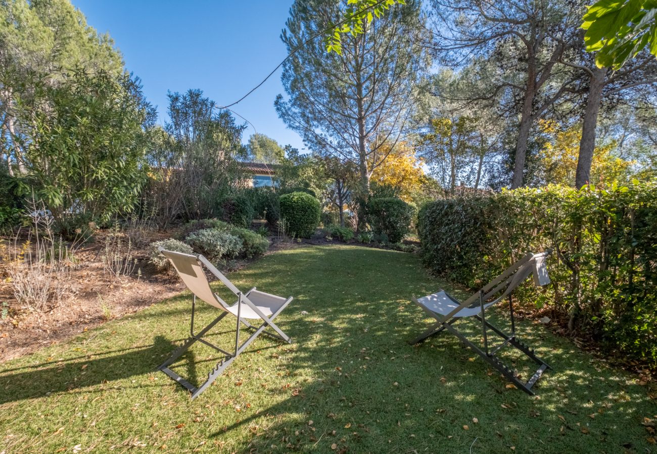 Maison mitoyenne à La Motte - MAISON DE HAMEAU 2 CHAMBRES AVEC JARDIN (N°427) Maison mitoyenne à La Motte - MAISON DE HAMEAU 2 CHAMBRES AVEC JARDIN (N°427)