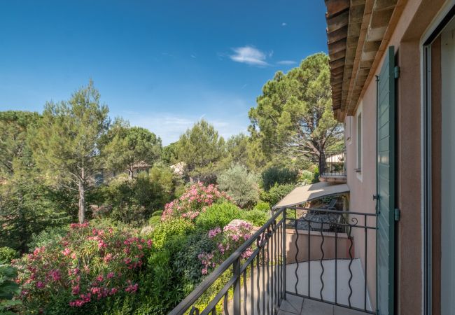 Maison mitoyenne à La Motte - MAISON DE HAMEAU 3 CHAMBRES AVEC JARDIN (N°403) Maison mitoyenne à La Motte - MAISON DE HAMEAU 3 CHAMBRES AVEC JARDIN (N°403)