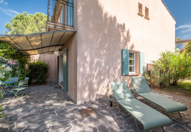 Maison mitoyenne à La Motte - MAISON DE HAMEAU 3 CHAMBRES AVEC JARDIN (N°403) Maison mitoyenne à La Motte - MAISON DE HAMEAU 3 CHAMBRES AVEC JARDIN (N°403)