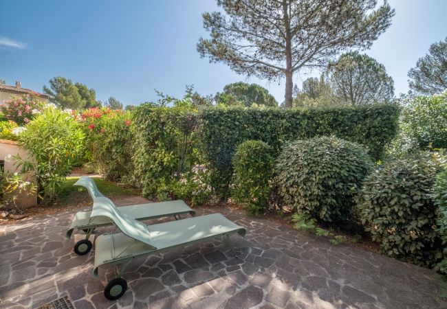 Maison mitoyenne à La Motte - MAISON DE HAMEAU 3 CHAMBRES AVEC JARDIN (N°403) Maison mitoyenne à La Motte - MAISON DE HAMEAU 3 CHAMBRES AVEC JARDIN (N°403)