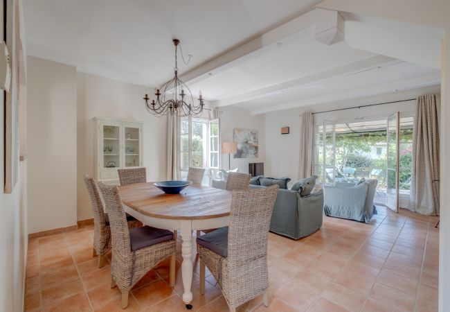 Maison mitoyenne à La Motte - MAISON DE HAMEAU 3 CHAMBRES AVEC JARDIN (N°403) Maison mitoyenne à La Motte - MAISON DE HAMEAU 3 CHAMBRES AVEC JARDIN (N°403)