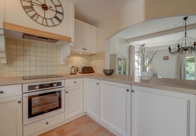 Maison mitoyenne à La Motte - MAISON DE HAMEAU 3 CHAMBRES AVEC JARDIN (N°403) Maison mitoyenne à La Motte - MAISON DE HAMEAU 3 CHAMBRES AVEC JARDIN (N°403)