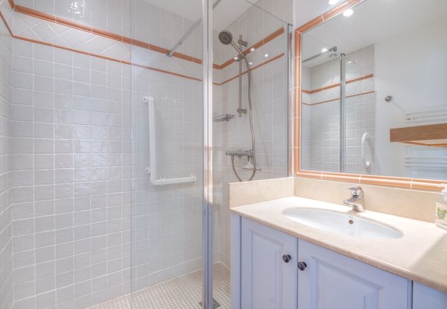 Maison mitoyenne à La Motte - MAISON DE HAMEAU 3 CHAMBRES AVEC JARDIN (N°324) Maison mitoyenne à La Motte - MAISON DE HAMEAU 3 CHAMBRES AVEC JARDIN (N°324)