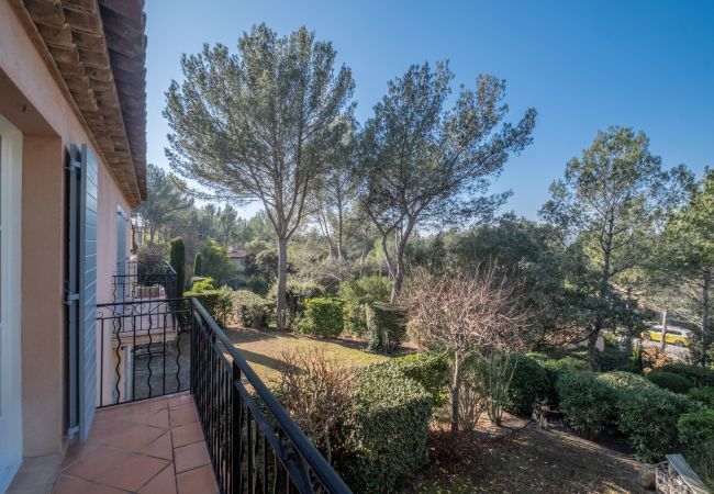 Maison mitoyenne à La Motte - MAISON DE HAMEAU 3 CHAMBRES AVEC JARDIN (N°324) Maison mitoyenne à La Motte - MAISON DE HAMEAU 3 CHAMBRES AVEC JARDIN (N°324)