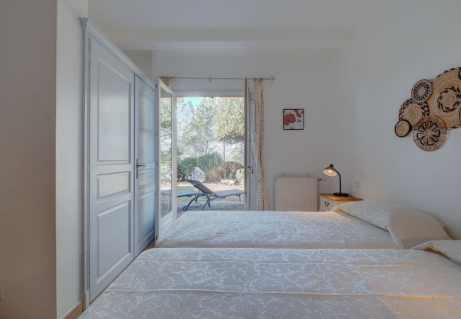 Maison mitoyenne à La Motte - MAISON DE HAMEAU 3 CHAMBRES AVEC JARDIN (N°324) Maison mitoyenne à La Motte - MAISON DE HAMEAU 3 CHAMBRES AVEC JARDIN (N°324)